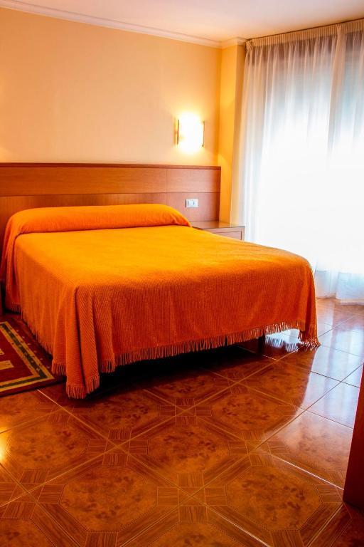 Hotel Mabu Ourense Quarto foto
