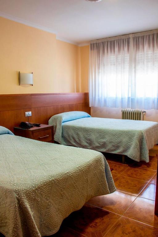 Hotel Mabu Ourense Quarto foto