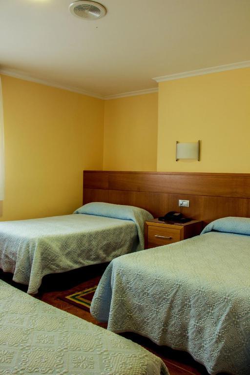 Hotel Mabu Ourense Quarto foto